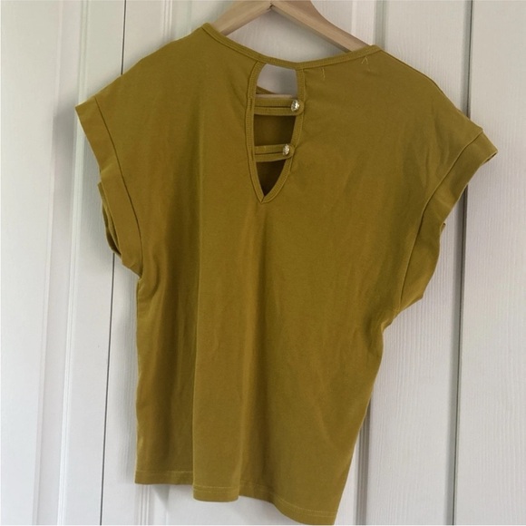 Mustard Yellow Cap Sleeve Top with Gold Buttons - DEE-ZYY- Estimate Size Medium - Picture 4 of 7